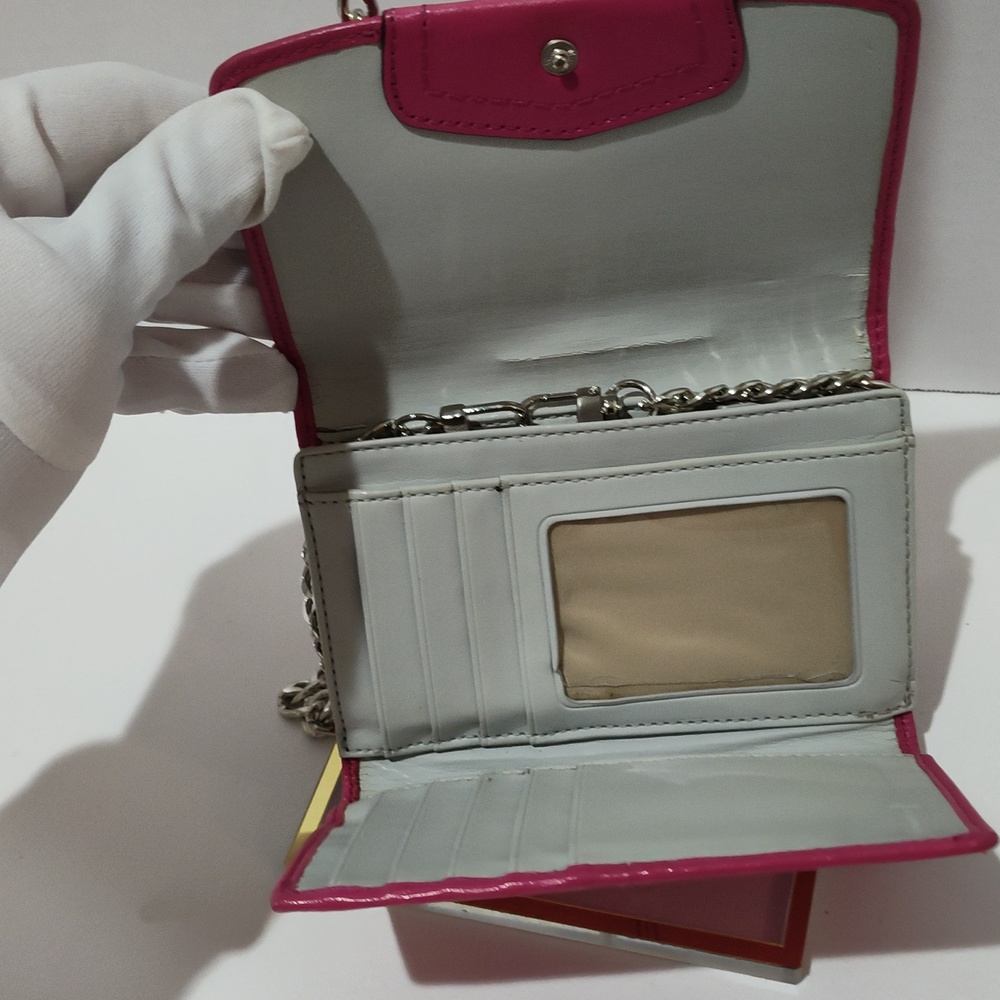 Coach Fuchsia Wallet - Picture 6 of 11